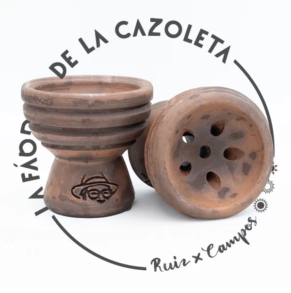 Cazoleta de barro original y exclusiva cien por cien artesanal para shisha hecha a mano por la Fábrica de la Cazoleta