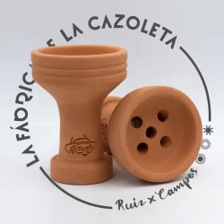 Cazoleta original y exclusiva cien por cien artesanal para shisha hecha a mano por la Fábrica de la Cazoleta modelo : Dedushka