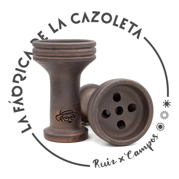 Cazoleta de barro original y exclusiva cien por cien artesanal para shisha hecha a mano por la Fábrica de la Cazoleta